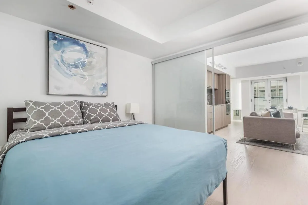 Central Downtown 1 And Den W 3 Beds Sleeps 4 By Uoft Toronto 0*,  Canada